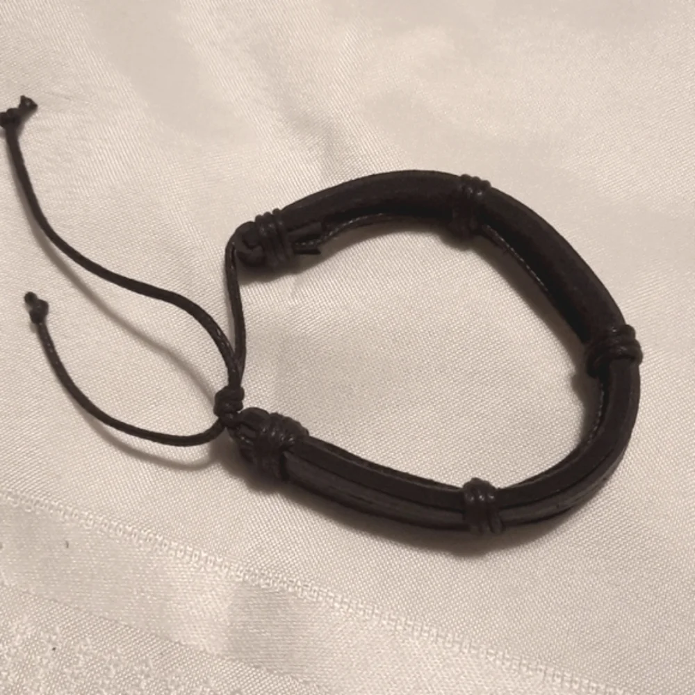 3 Bracelets